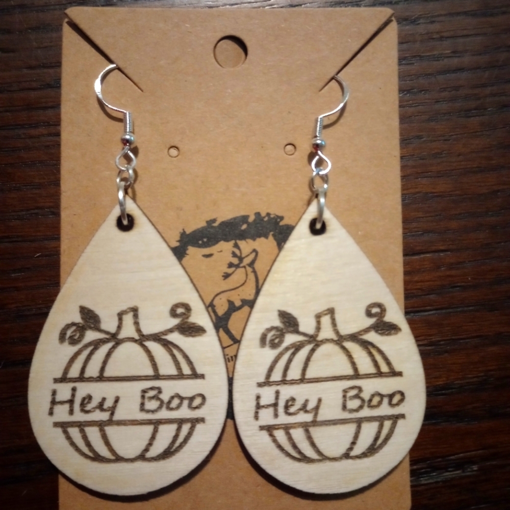 🎃!! Hey Boo Fall pumpkin earrings 😍